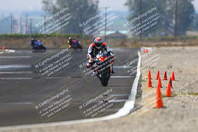 media/Sep-20-2025-TrackDaz (Sat) [[27f0cde673]]/A Group/2pm (Turn 9)/